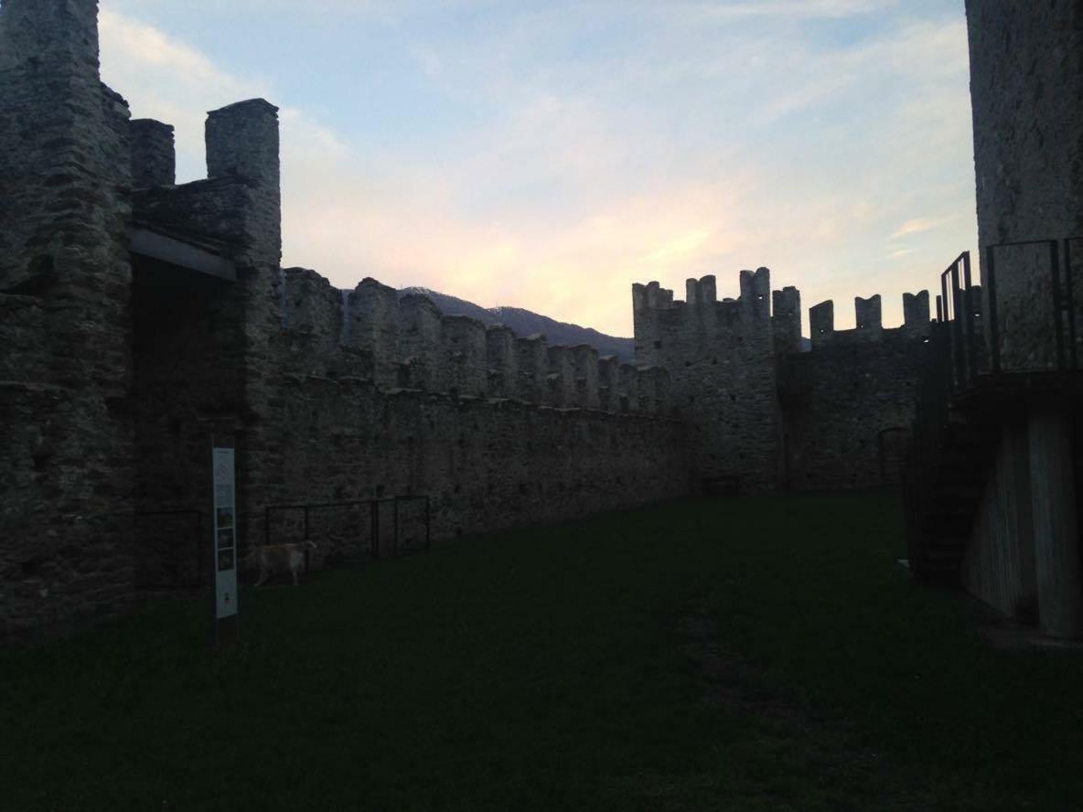 Hotel Free Hugs Mazzo di Valtellina Esterno foto
